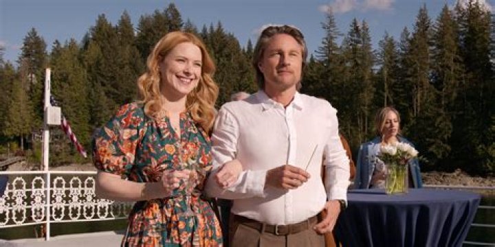 Alexandra Breckenridge reveals Mel's pregnancy went differently at first