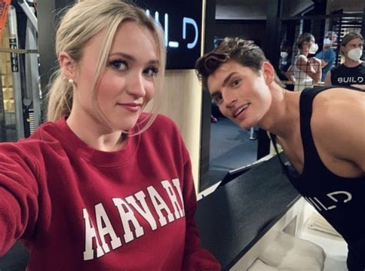 Pretty Smart's Gregg Sulkin age, Instagram, height, roles and more