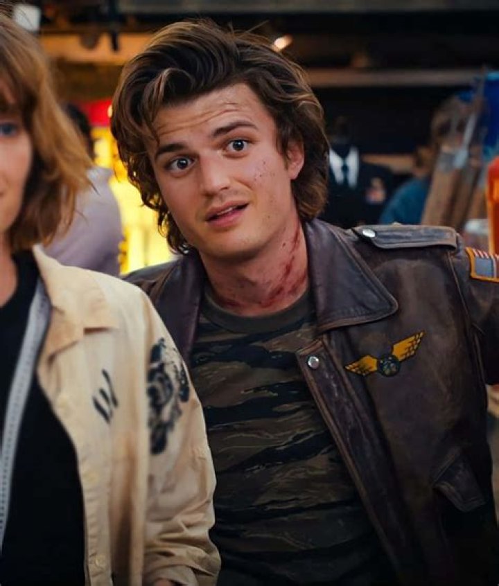 Stranger Things 2 cast: Steve Harrington